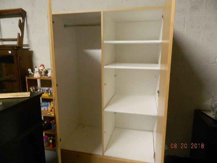 portable wardrobe cabinet