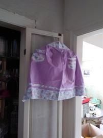 Apron.