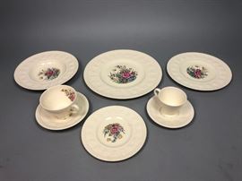Lot 385 117 pc WEDGWOOD 
