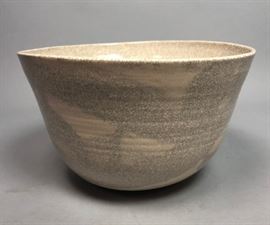 Lot 456 TIFFANY Eggshell Crackle Glaze Large Pottery Bowl