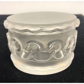 Lot 446 LALIQUE Frosted Crystal Powder Jar. Band of Swans