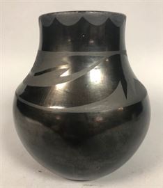 Lot 407 MARIA MARTINEZ Native American Art Pottery Vase. 