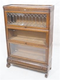 Lot 381 3 Part Stacking Oak Leaded Glass Barristers Book