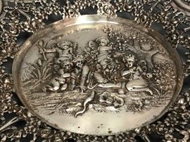 Lot 496 Large 800 Silver Decorative Pierced Charger. Flor