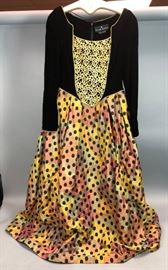 Lot 611 PILAR ROSSI COUTURE Evening Formal Gown. Black Ve