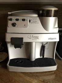 Vienna De Luxe Coffee Expresso Machine