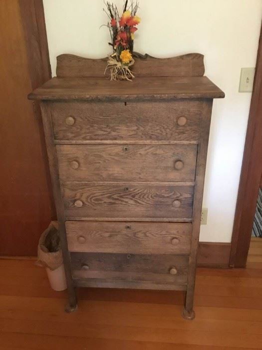 Vintage Dresser Lot