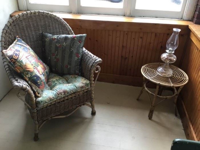 Weave Chairs and Stand Lot