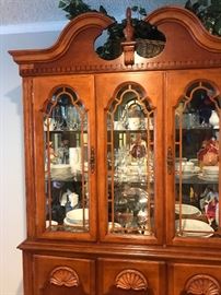 China cabinet 