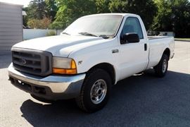 1999 Ford F-250 Pickup Truck, Triton 5.4 V8, 4 Speed Manual Transmission With Over Drive, Rear Wheel-Drive, 289,815 Miles, VIN # 1FTNF20L2XEC69690