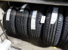 New Michelin Defender LTX All Weather Tires, 265/60 R18, Qty 4