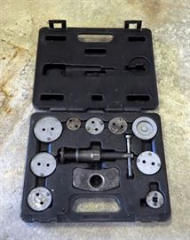 Napa Rear Brake Caliper Set, Includes Hard Case