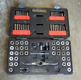 Gear Wrench 75 Piece SAE/Metric Tap And Die Set, Complete With Hard Case
