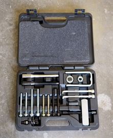 Napa Steering Wheel Puller Kit, New In Hard Case