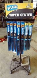 Splash Wiper Center, Includes 16" - 26" New Wiper Blades and Display Stand