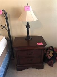 Nice 2 drawer night stand and matching lamps