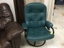 Comfy green chair