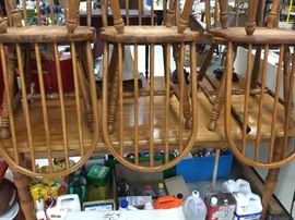 Great oak table with 6 chairs