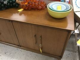 Mid century buffet with another Pyrex set of bowls!