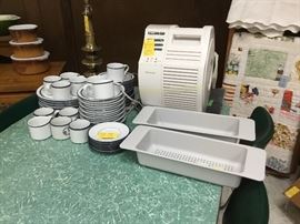 Humidifier, great retro table & chairs, dishes