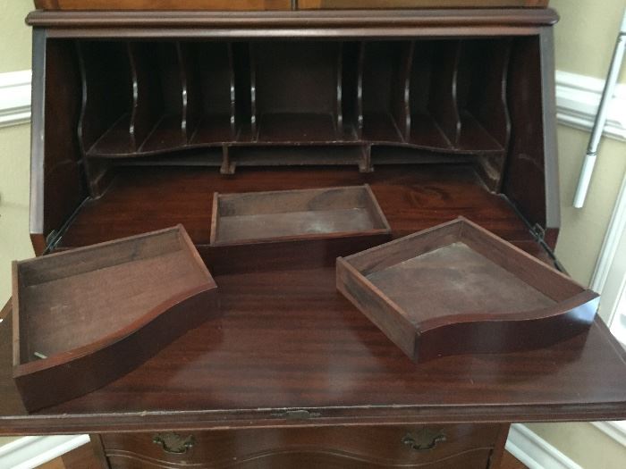 Antique Governor Winthrop Style Mahogany Secretary/Desk, Pigeon Holes, Hidden Drawers