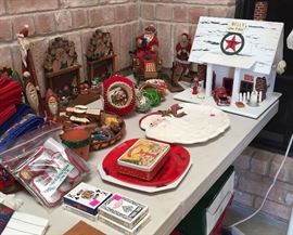 Assorted Christmas Items