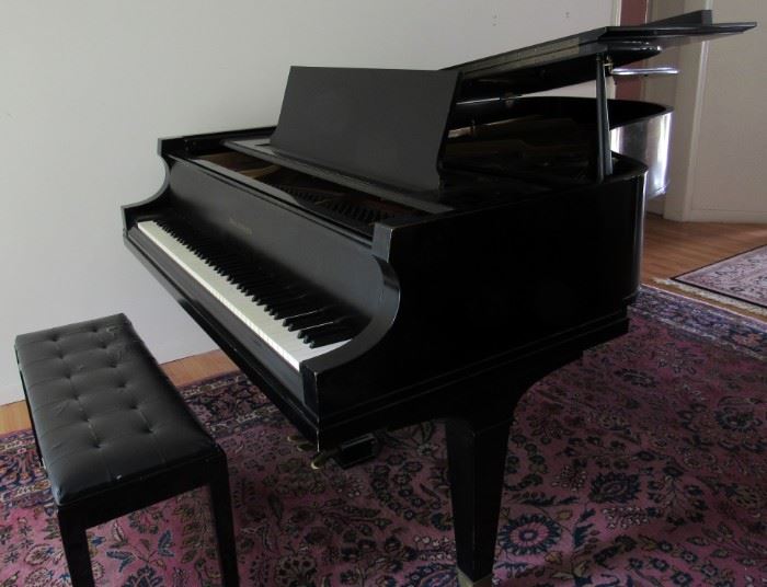 BALDWIN SEMI-CONCERT GRAND PIANO, H 38", W 58'' L 84", #174219 F
Lot # 1020 