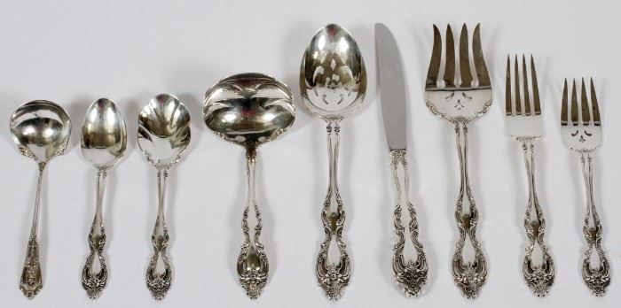 TRADITION BROMLEY/DUMAURIER STERLING SILVER FLATWARE 53 PCS.
Lot # 1095 
