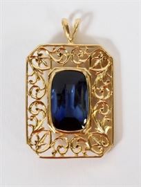 14KT GOLD YELLOW GOLD FILIGREE AND 16.0 CT CABOCHON BLUE STONE PENDANT,
Lot # 0017 