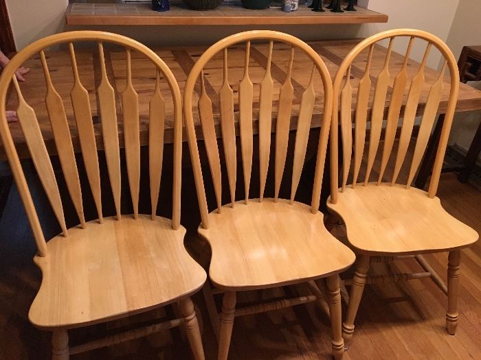 6 OF THESE WINDSOR DINING CHAIRS.