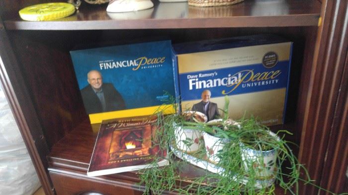 Dave Ramsey books & courses 