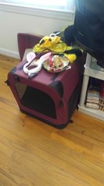 Pet carrier crate