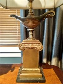 Vintage Frederick Cooper (Chicago, IL) Aladdin's Table Lamp.
