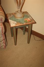 PRIMITIVE ~ ARTSY TABLE