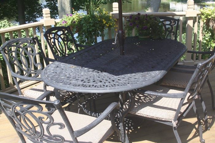 PATIO FURNITURE