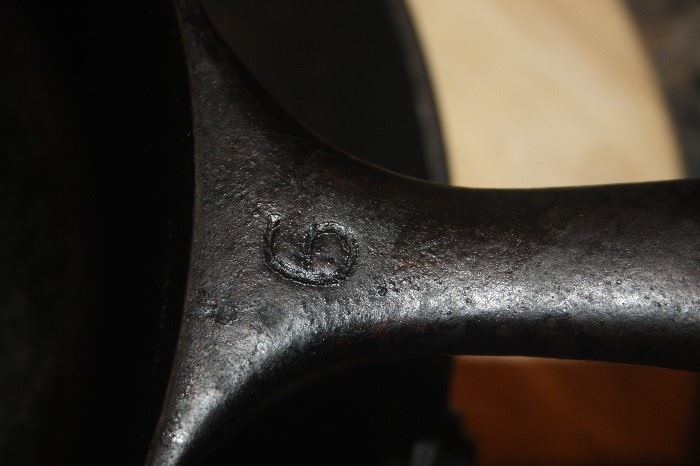 # 6 WAGNER WARE SKILLET