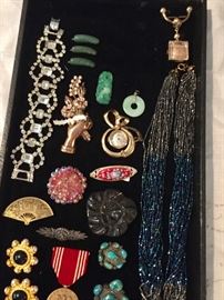 Costume jewelry 