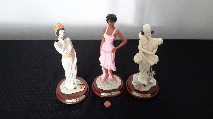 La Verona Collection figurines.
