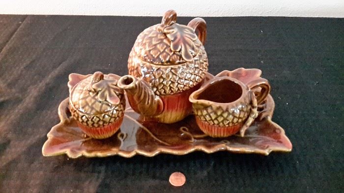 Ceramic acorn tea pot, sugar and creamer and serving tray.
