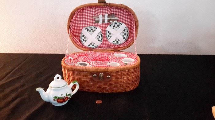 VERY cute children's picnic basket and tea set.
