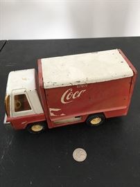 Vintage die cast Coca Cola delivery truck.