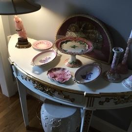 Paint fan, pink jade? lamp, pink china.