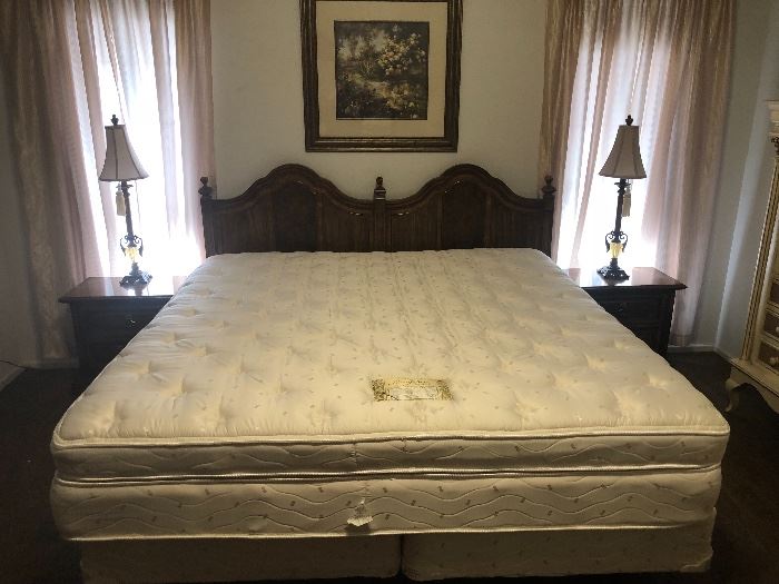 Stanley king-size bed