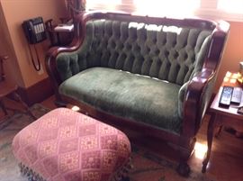 Victorian Loveseat rosewood or mahogany Excellent condition