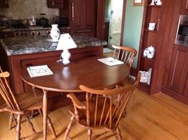 Cherry drop leaf dining table w/4 chairs