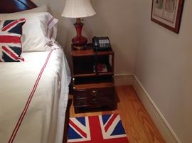 Single nightstand