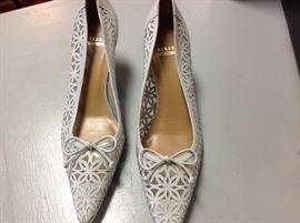 Stuart Weitzman pointed toe pumps Kokomo Kid Leather Belleblue Silver matching purse $145