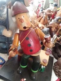 Erzgebirger Incense Smoker Figurine