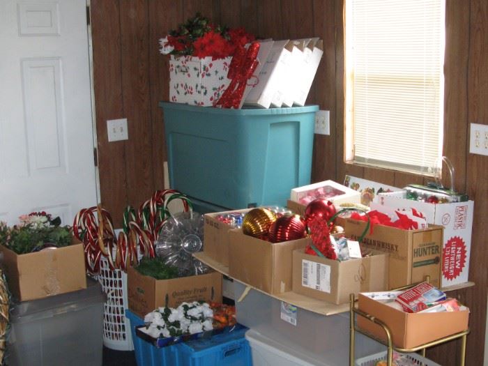 Box Lots of Christmas items