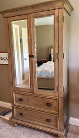 * Riverside Coventry 4 Piece Queen Size BEDROOM SET $1800 Includes Bed, Mirrored Wardrobe/Armoire, Dresser, and Night Stand. Cream Colored w Weathered DriftWood